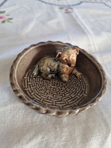 Wade dog basket - wade,