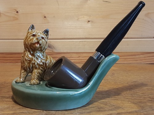 Vintage wade porcelain cairn - a,