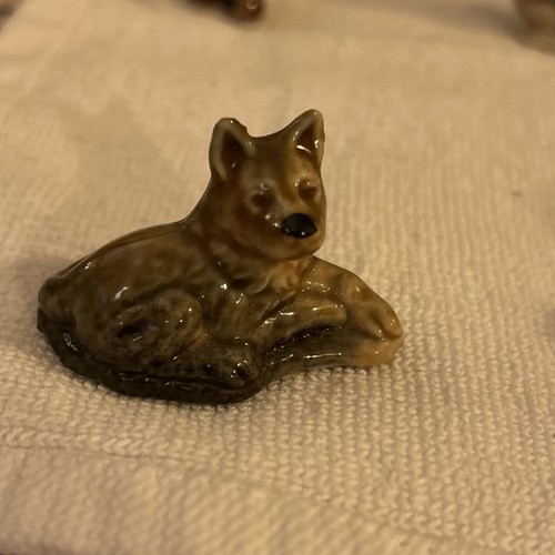 Vintage wade whimsie - vintage, dog