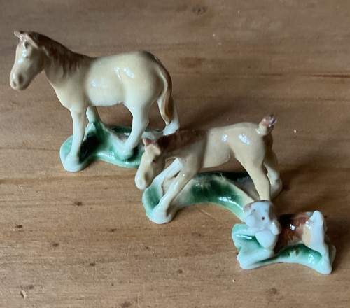 Wade first whimsies figurines - wade,