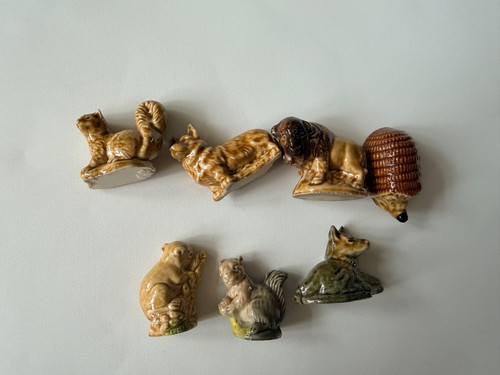 Vintage animal figurine job - animal,